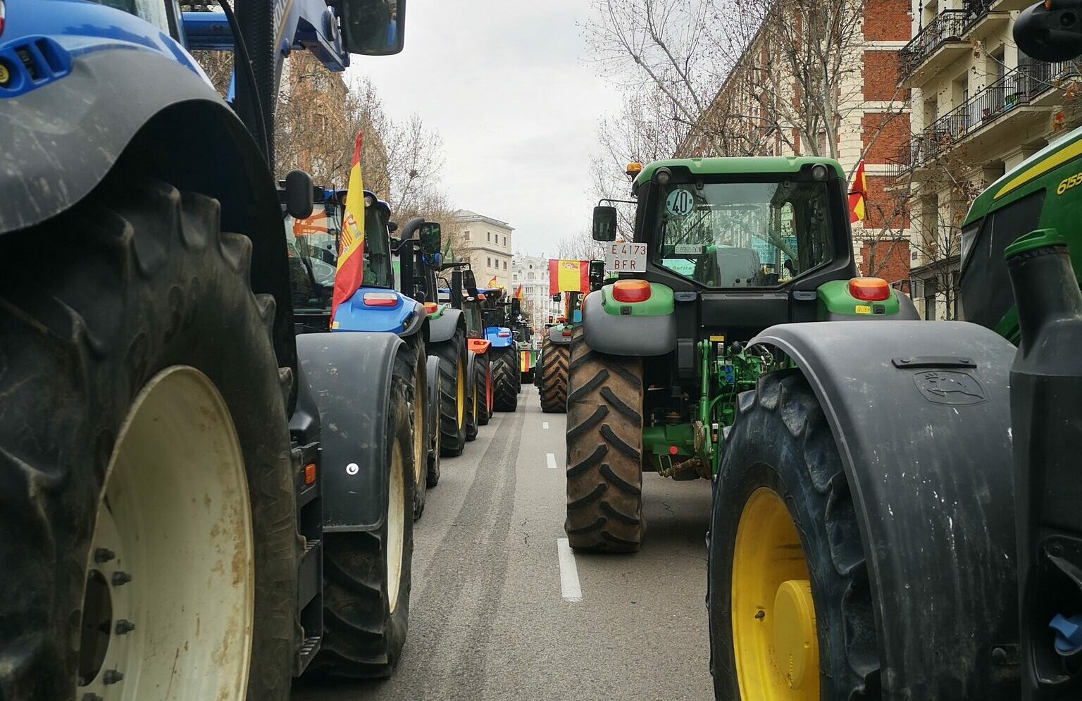 Agricultores y ganaderos protestan en Madrid contra el acuerdo UE-Mercosur