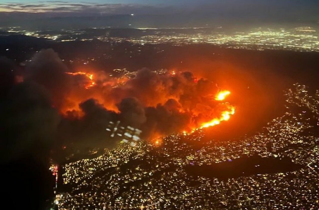 Incendio en California: Los vientos intensifican el peligro y complican las labores de extinción