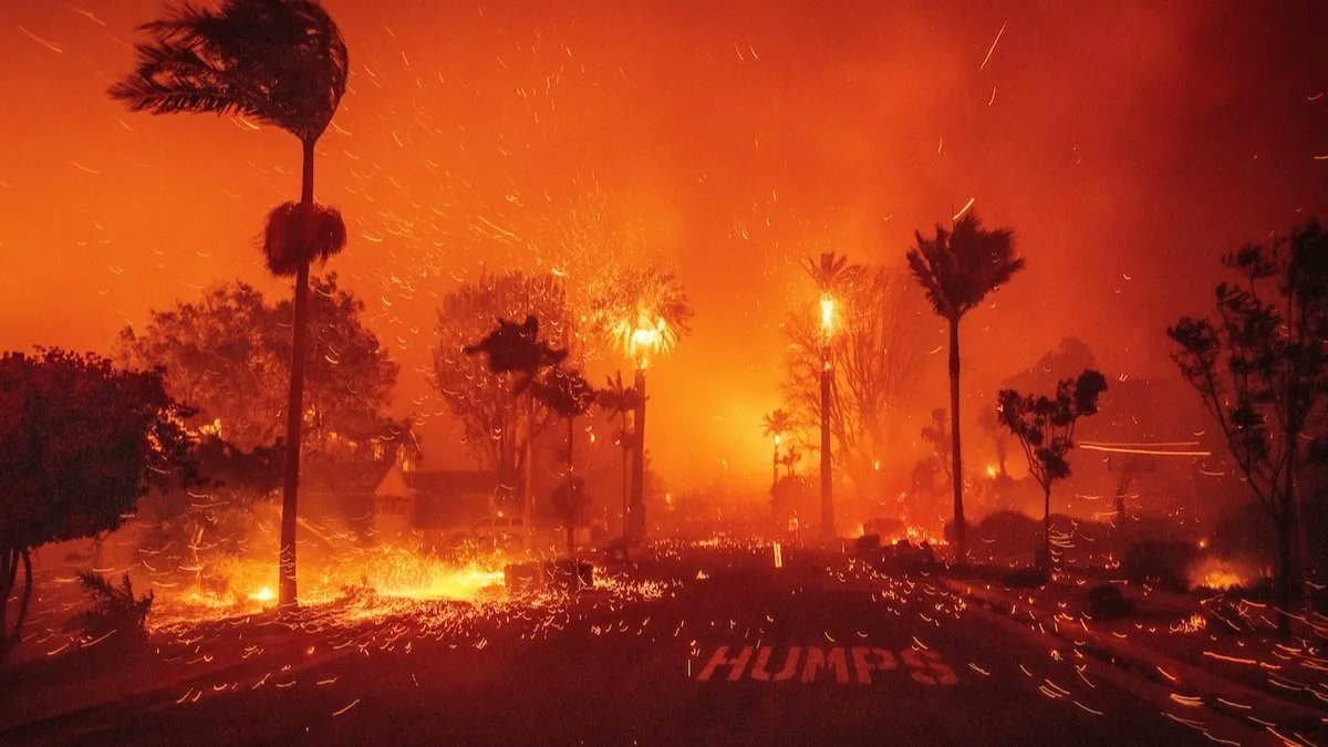 Alerta máxima en Los Ángeles por vendavales