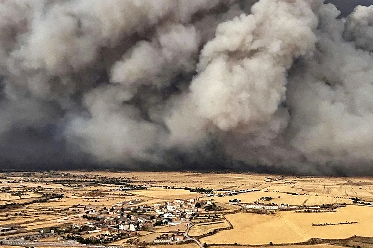 Incendios forestales desatan crisis simultánea en Catalunya y Marsella