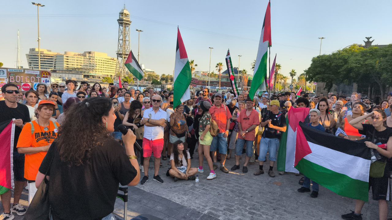 El buque Zim Luanda, denunciado en la Audiencia Nacional por complicidad con el genocidio en Palestina